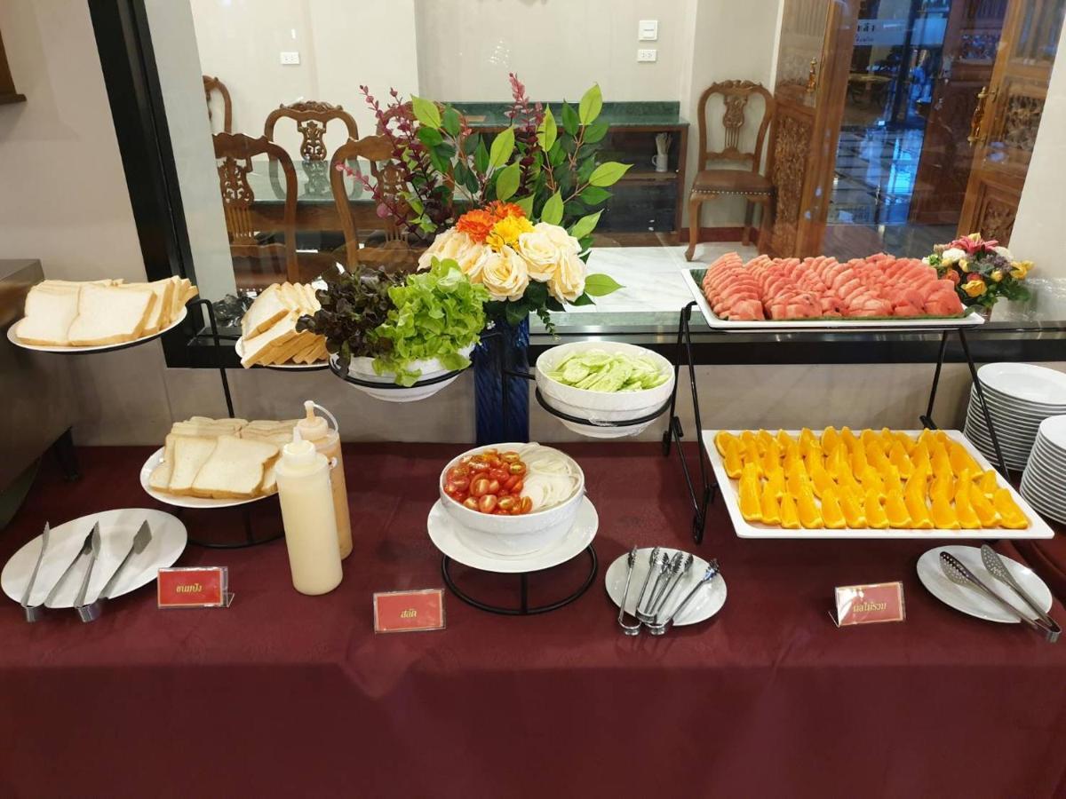 Hotel Chunlee Grand Korat Nakhonratchasima Esterno foto