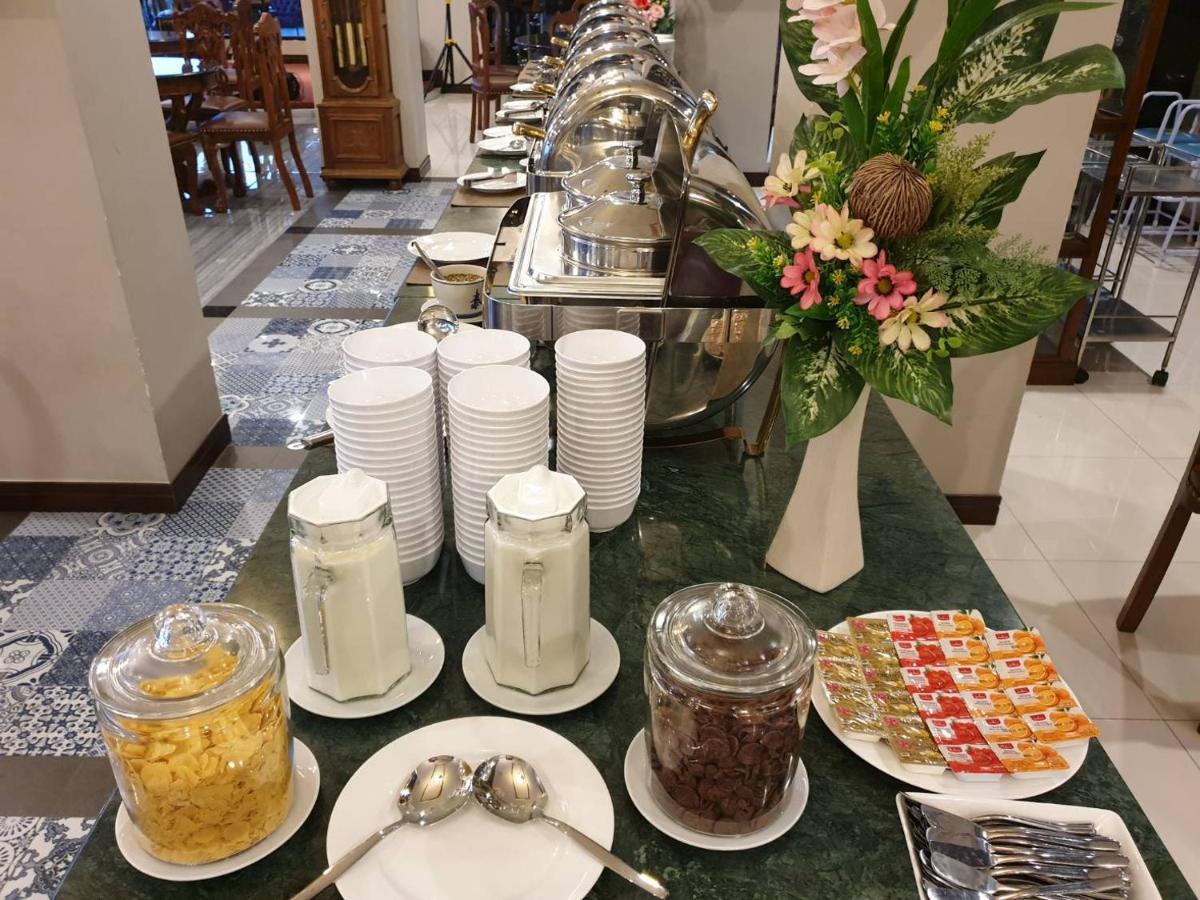 Hotel Chunlee Grand Korat Nakhonratchasima Esterno foto