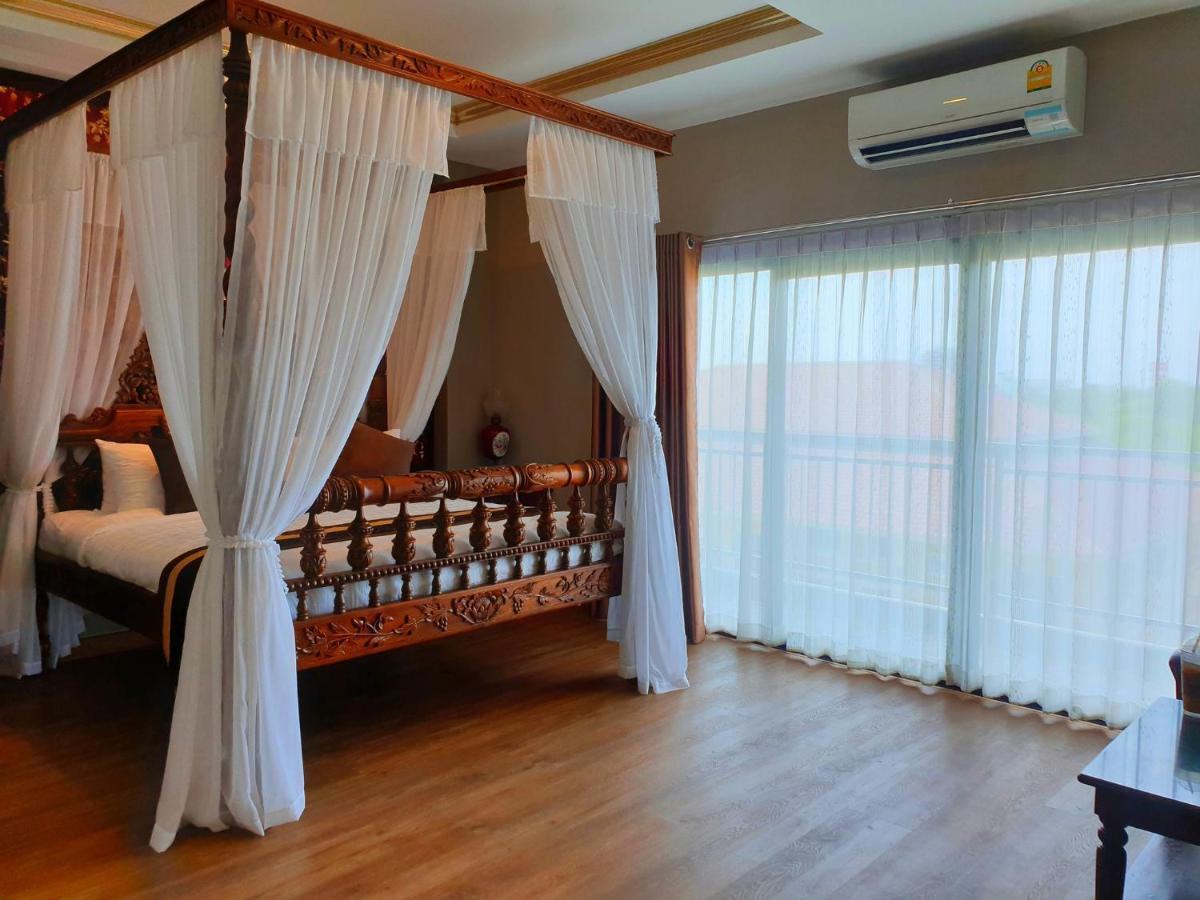 Hotel Chunlee Grand Korat Nakhonratchasima Esterno foto